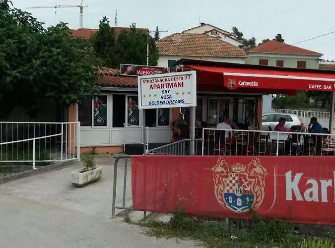 Golden Dreams Podstrana